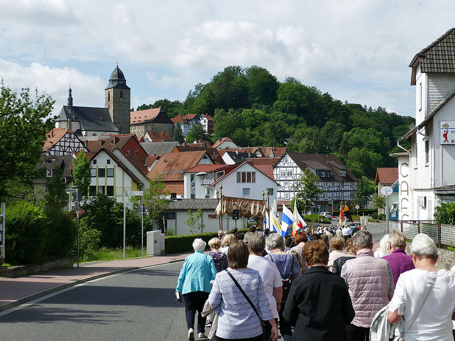 Bittprozession am Pfingstmontag (Foto: Karl-Franz Thiede)